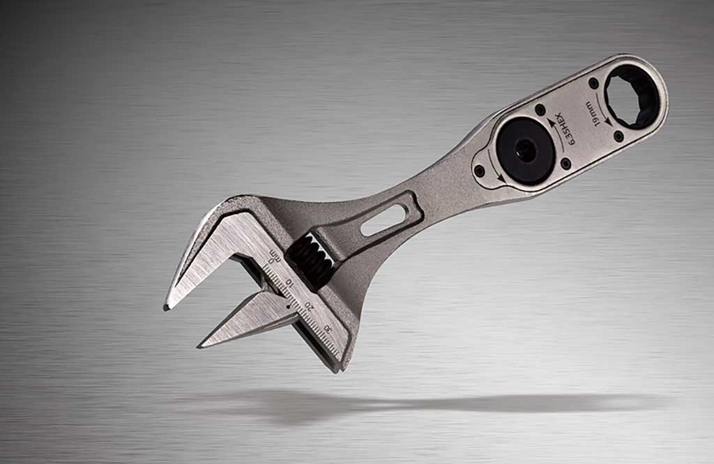 Adjustable Wrench with Ratcheting Box End - GR Gear Series